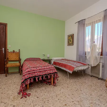 Sangonetto 24 *
